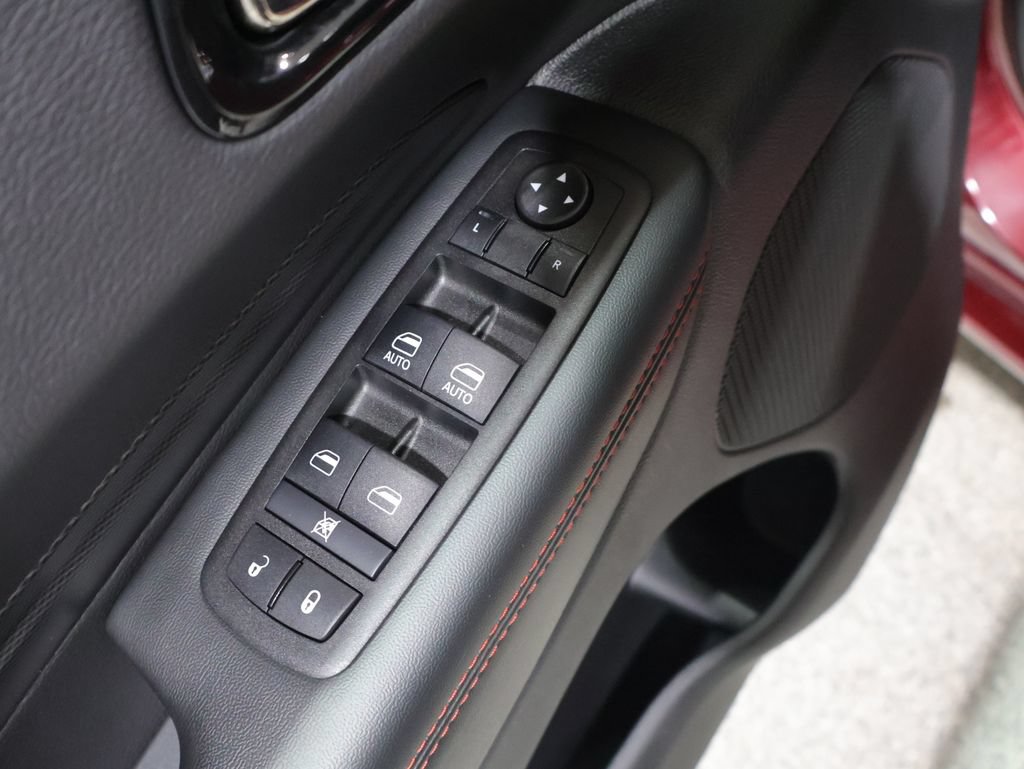 Used 2025 Dodge Durango GT AWD/4WD image 15
