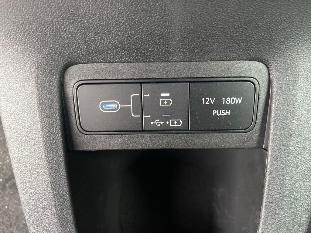 New 2025 Hyundai Ioniq 5 SEL AWD/4WD image 24