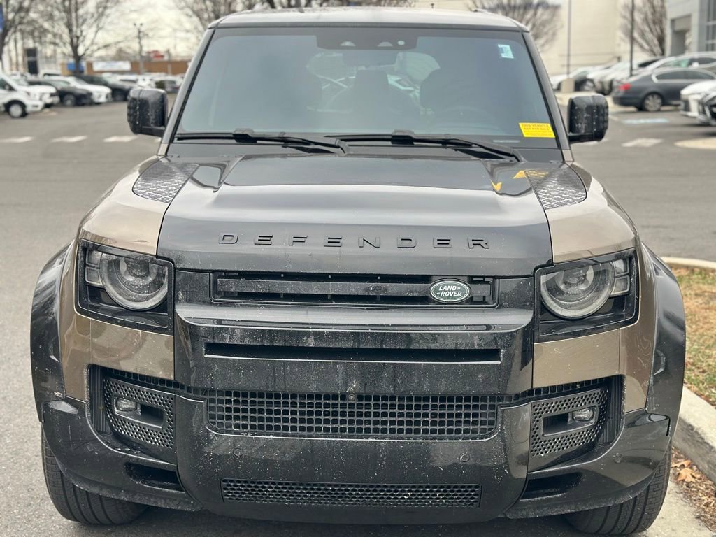 Used 2025 Land Rover Defender 110 X image 2