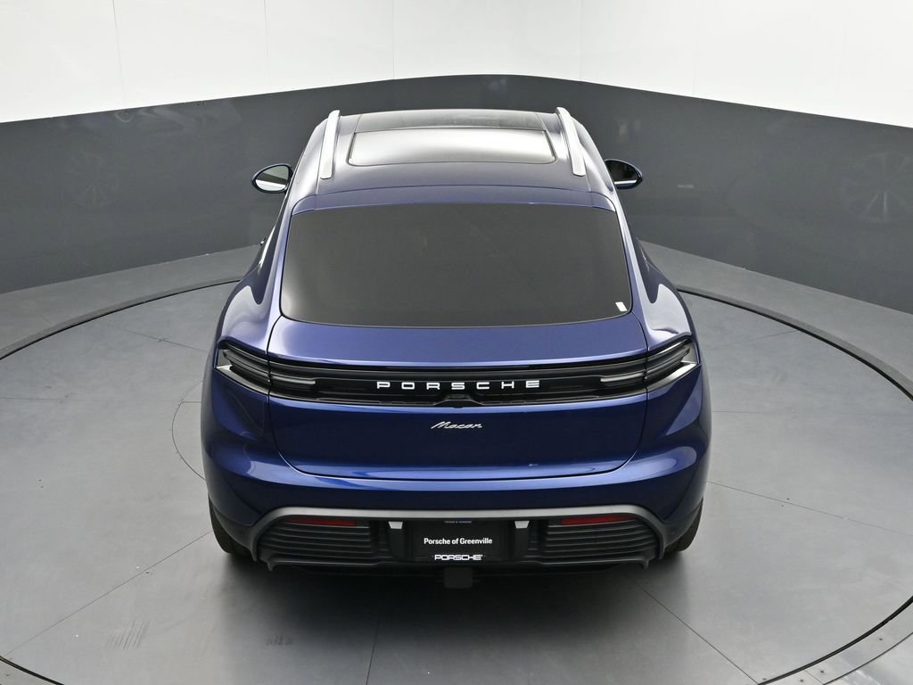 New 2025 Porsche Macan Electric RWD image 37