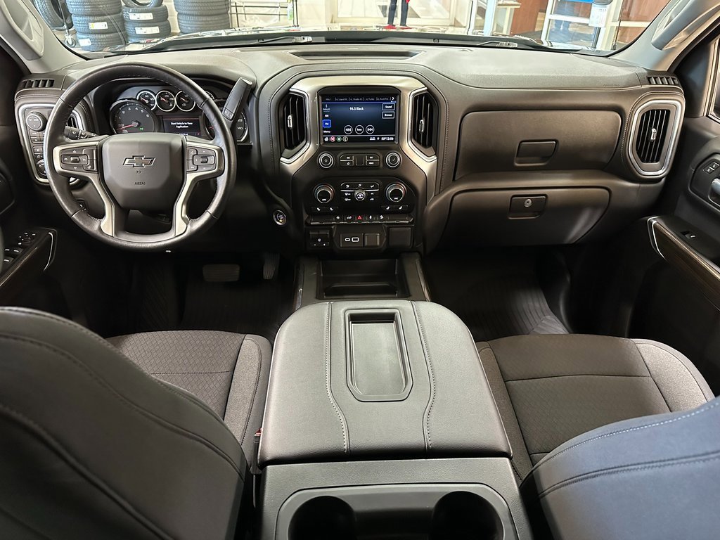 Used 2021 Chevrolet Silverado 1500 RST image 11