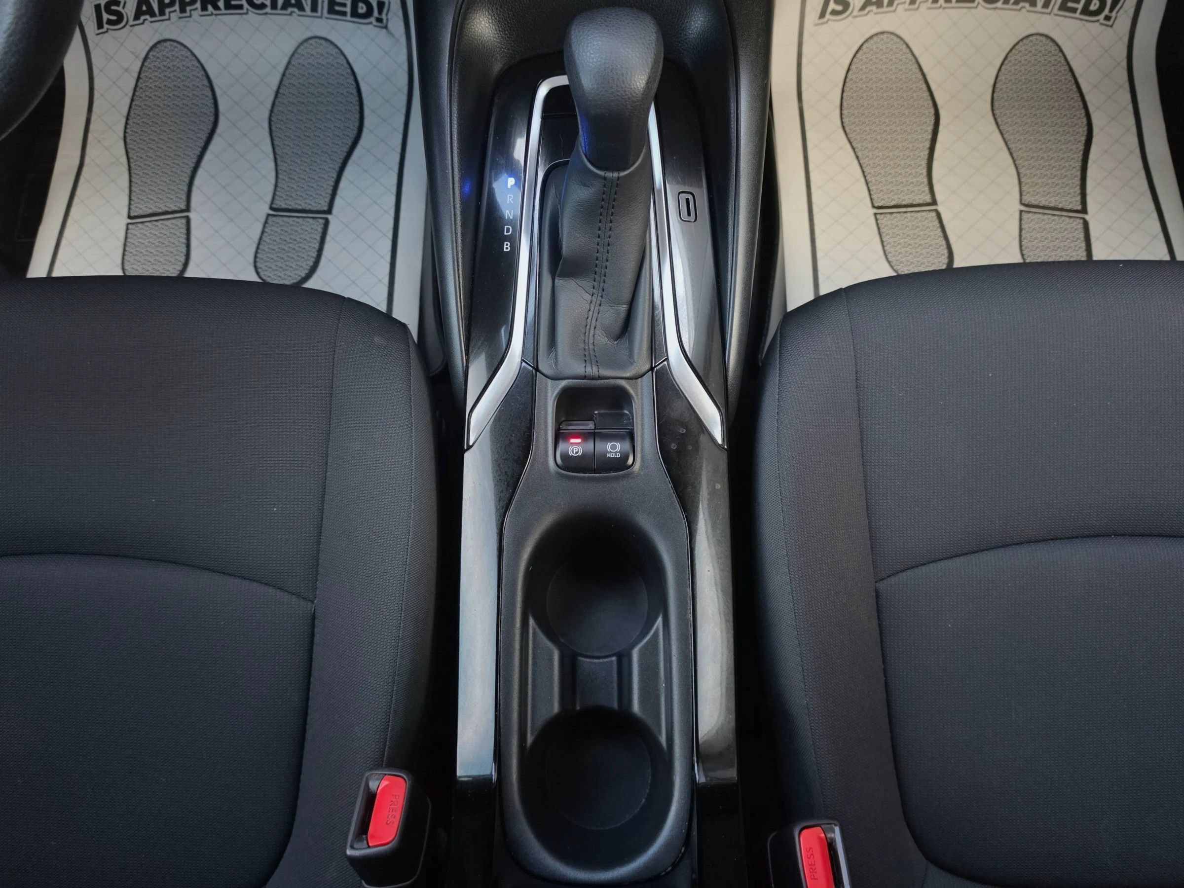 Used 2021 Toyota Corolla LE w/ Carpet Mat Package (TMS) FWD image 25