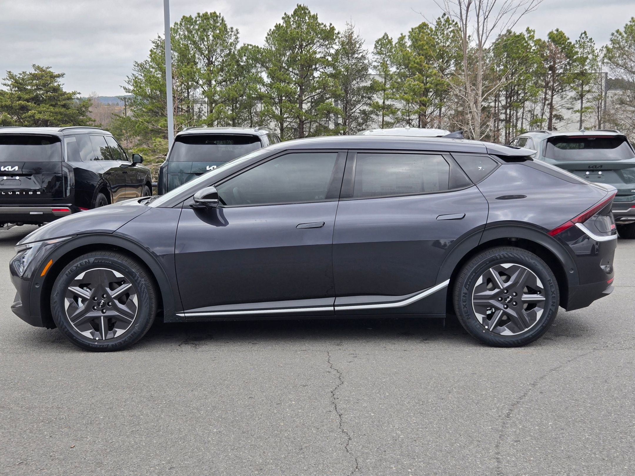 New 2025 Kia EV6 Light image 4