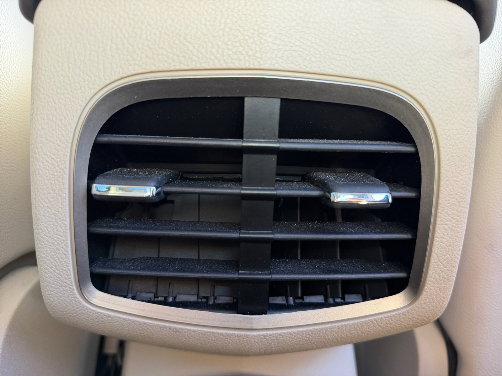 Used 2017 Lincoln MKZ Select w/ Select Plus Package FWD image 32