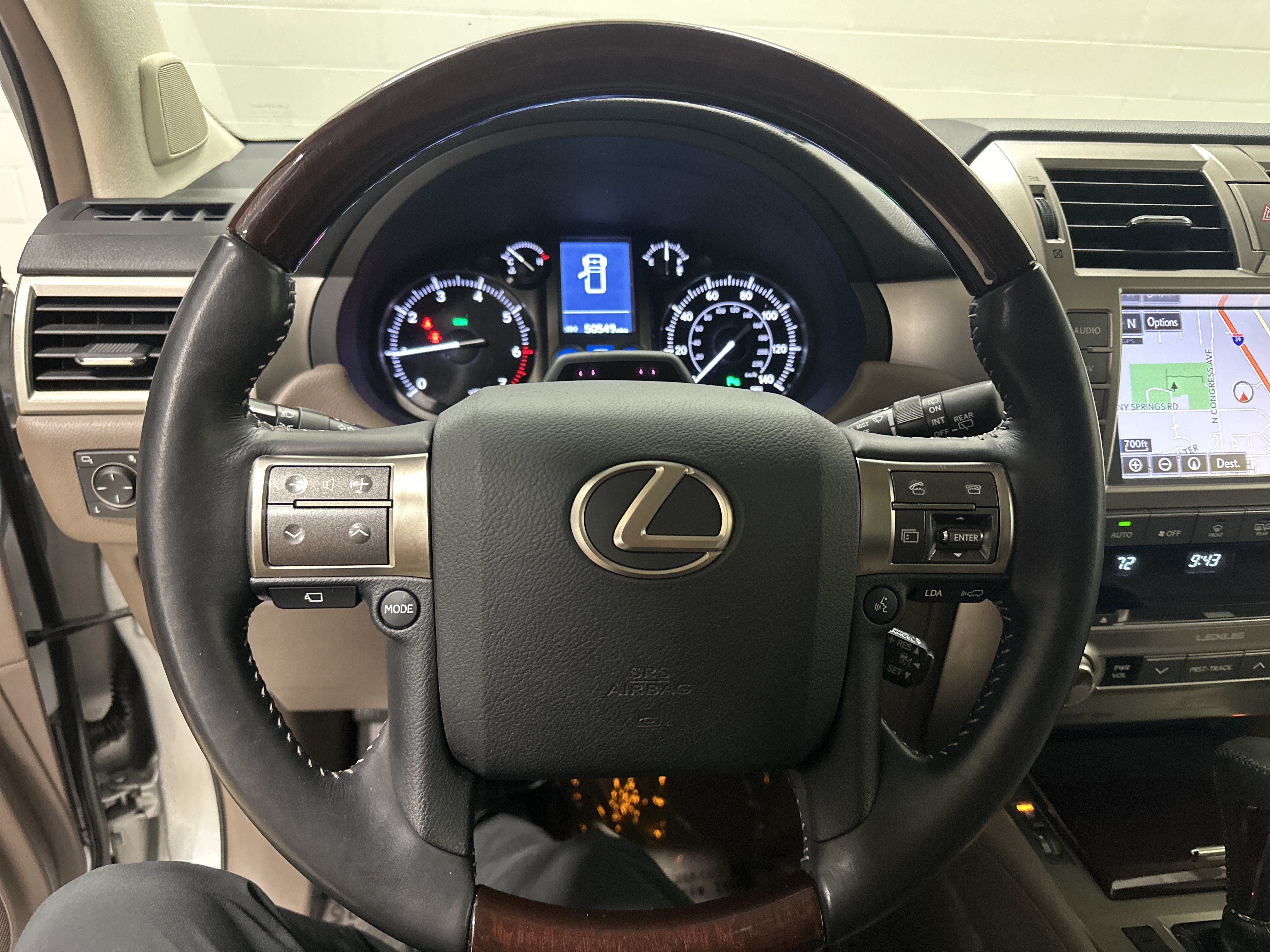 Used 2019 Lexus GX 460 Luxury AWD/4WD image 18