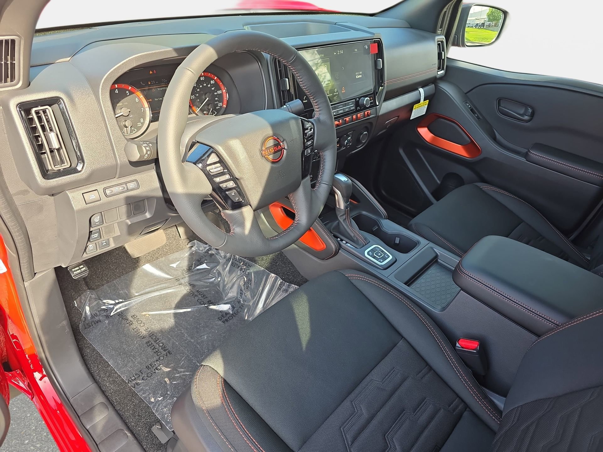 New 2026 Nissan Frontier PRO-4X w/ Tow Package AWD/4WD image 15