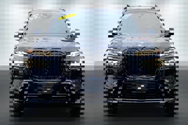 Used 2026 BMW X7 xDrive40i image 2