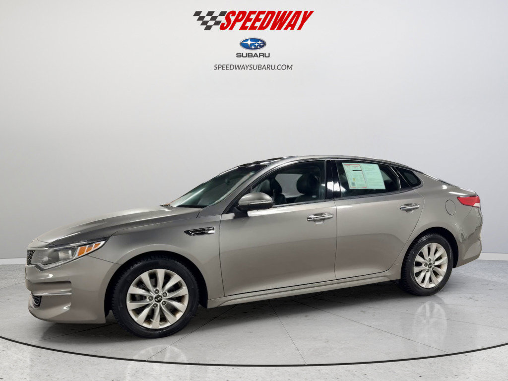 Used 2018 Kia Optima EX w/ Premium Package image 4