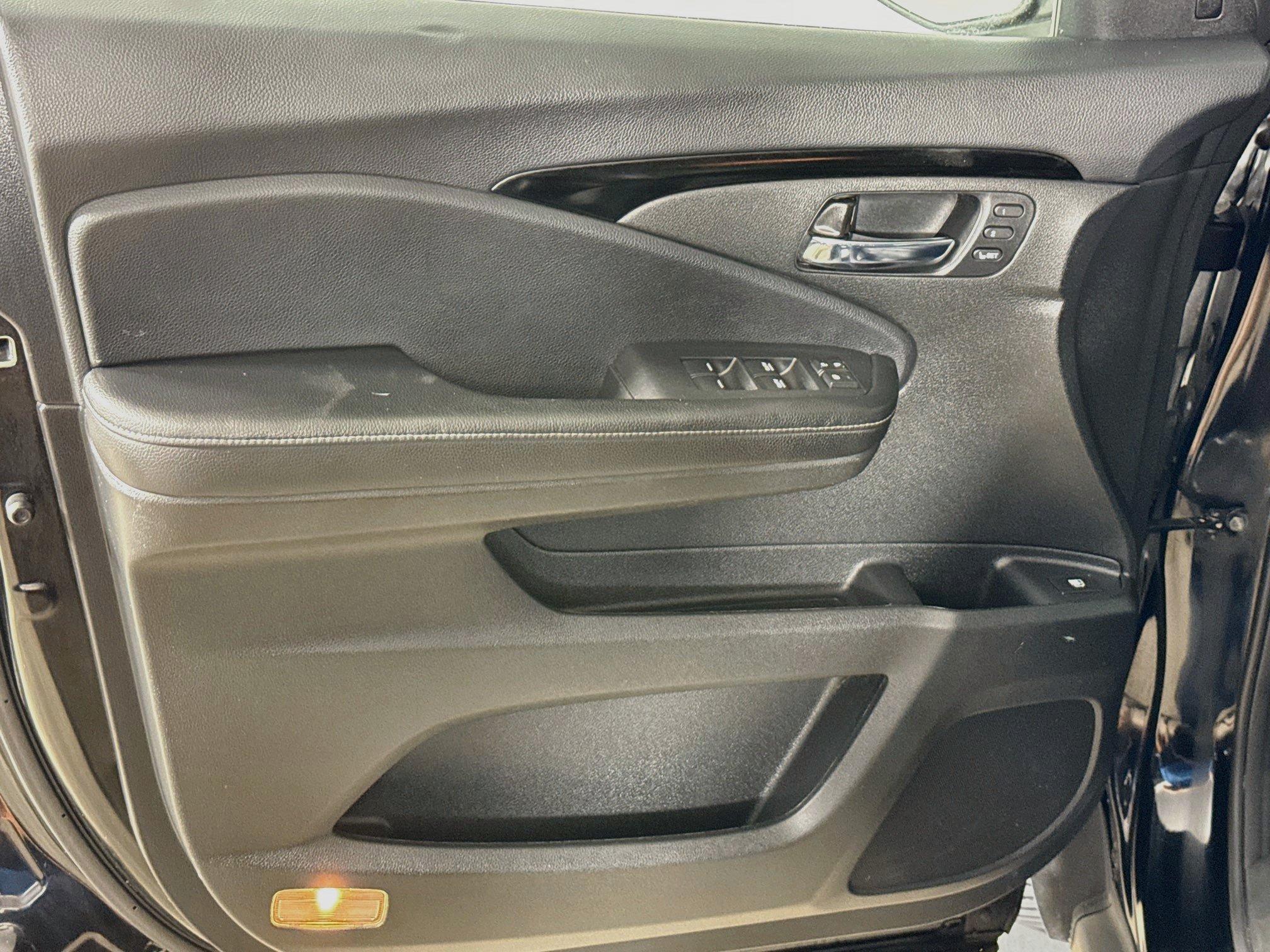 Used 2018 Honda Ridgeline RTL-E image 21