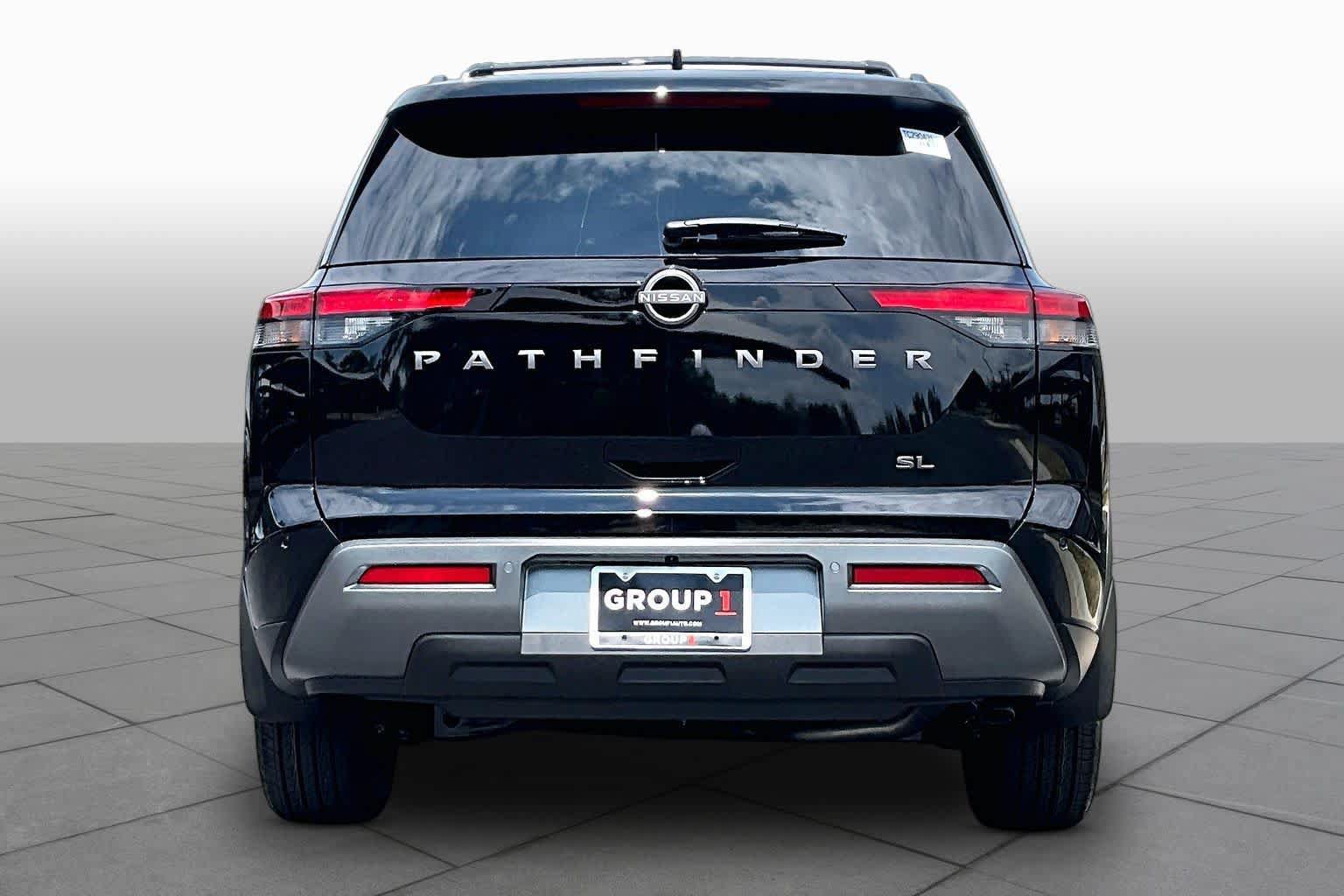 New 2026 Nissan Pathfinder SL FWD image 4