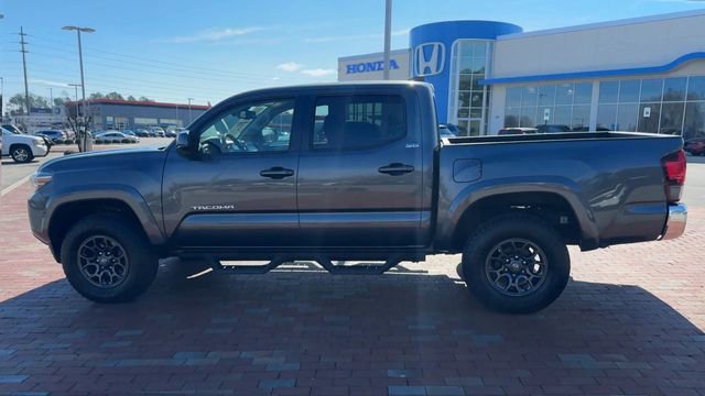 Used 2018 Toyota Tacoma SR5 image 8
