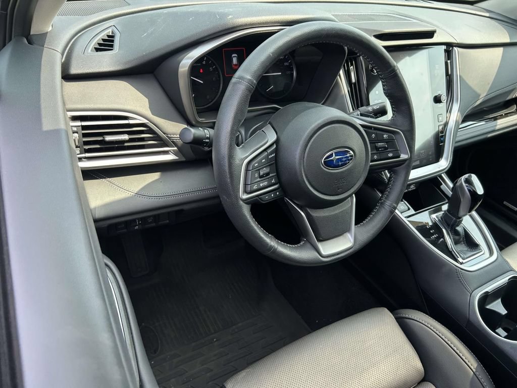 Certified 2025 Subaru Outback Limited AWD/4WD image 11