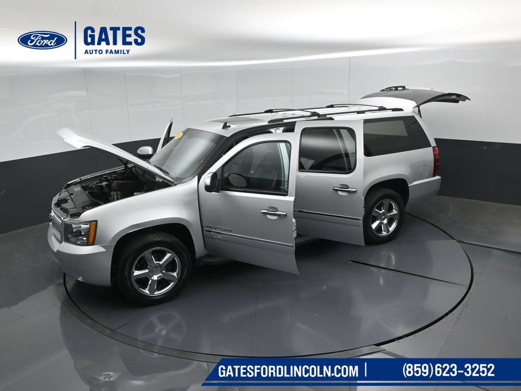 Used 2014 Chevrolet Suburban LTZ AWD/4WD image 57