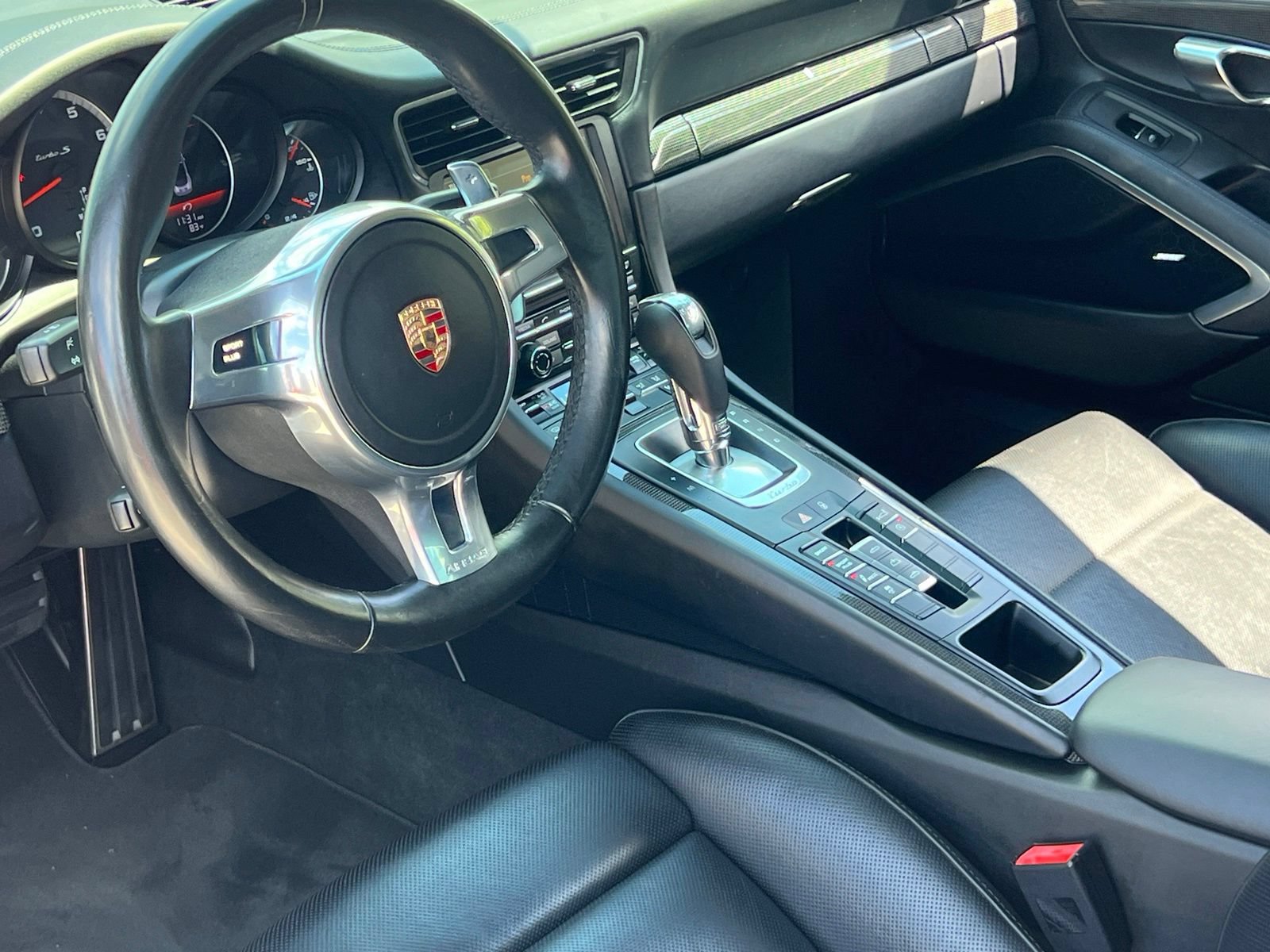 Used 2015 Porsche 911 Turbo S AWD/4WD image 4