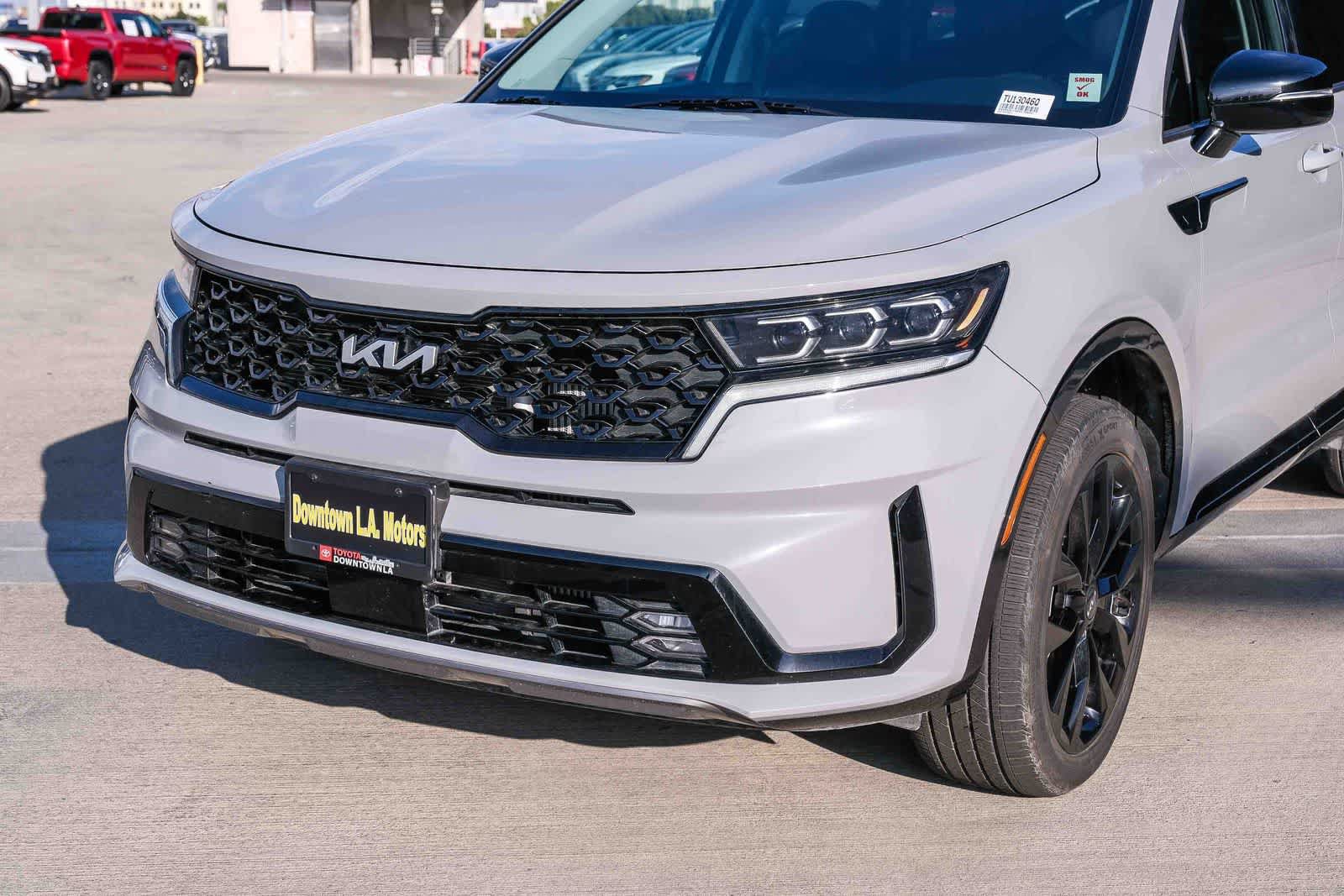 Used 2023 Kia Sorento SX AWD/4WD image 11
