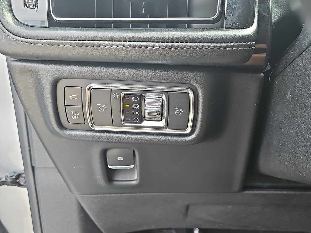 Used 2021 Lincoln Nautilus AWD w/ Equipment Group 101A image 32