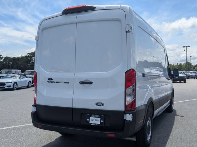 New 2026 Ford Transit 250 148 Medium Roof w/ Load Area Protection Package RWD image 3