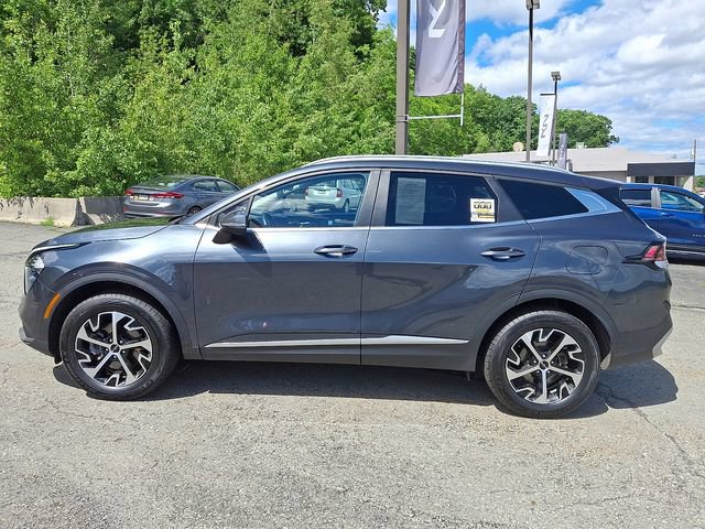 Used 2023 Kia Sportage EX AWD/4WD image 2