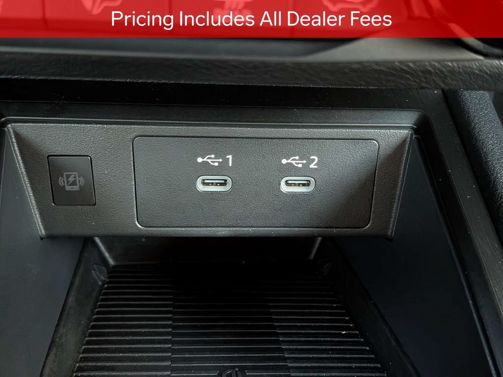 Used 2026 Nissan Kicks SV w/ SV Premium Package FWD image 23