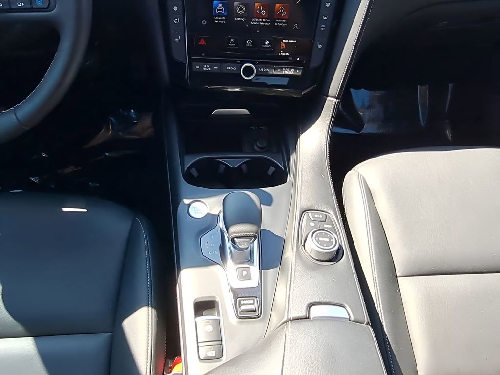 Used 2021 INFINITI QX50 Luxe image 19
