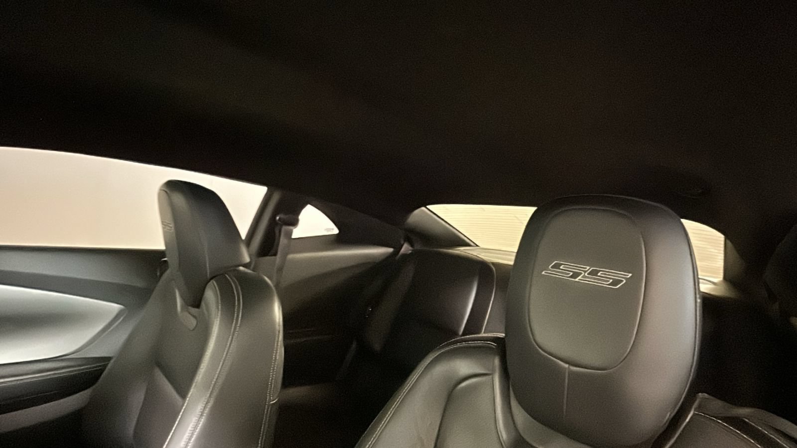 Used 2010 Chevrolet Camaro SS RWD image 13