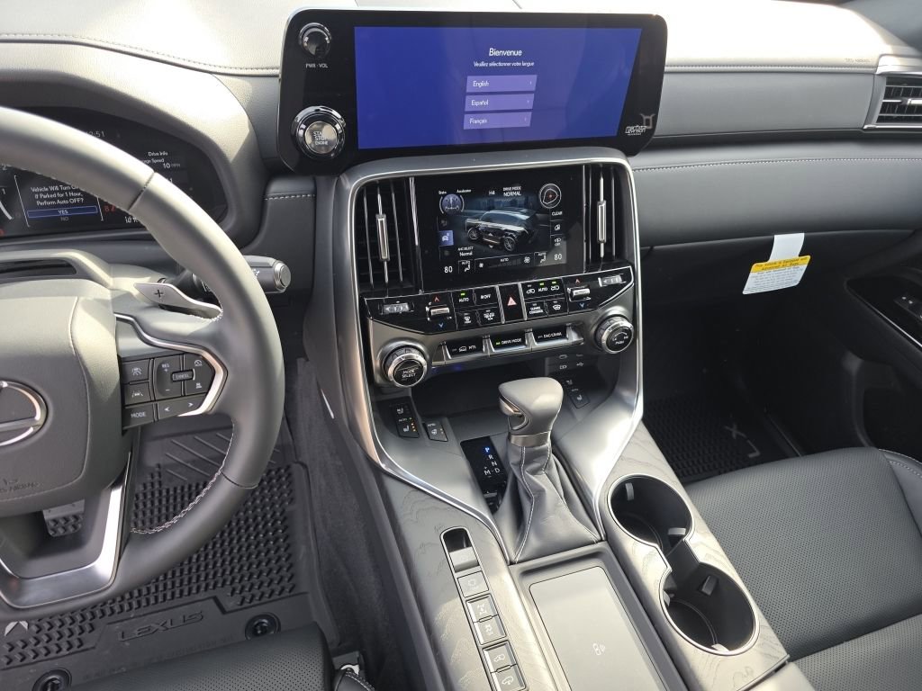 New 2025 Lexus LX 600 4WD w/ Interior Upgrade Package image 21
