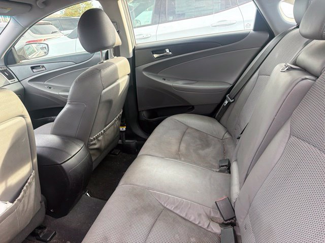 Used 2013 Hyundai Sonata SE FWD image 11