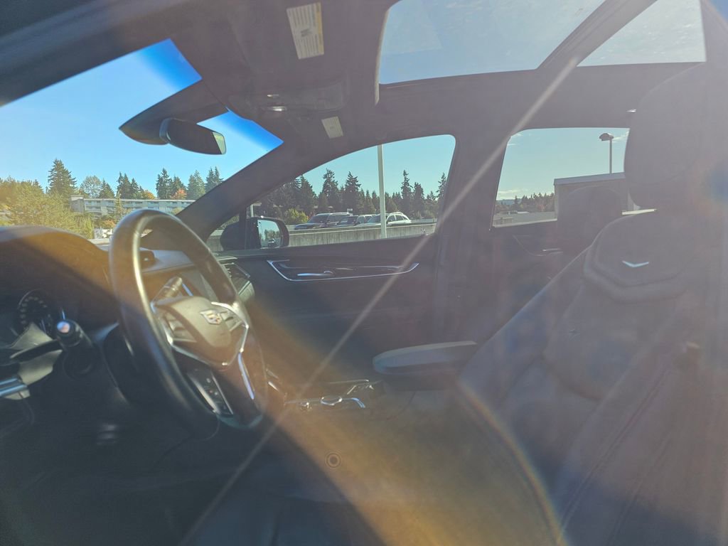 Used 2021 Cadillac XT5 Premium Luxury image 23