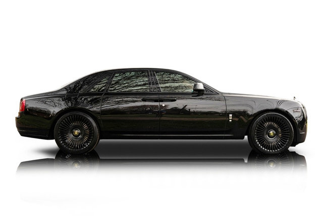 Used 2014 Rolls-Royce Ghost image 2