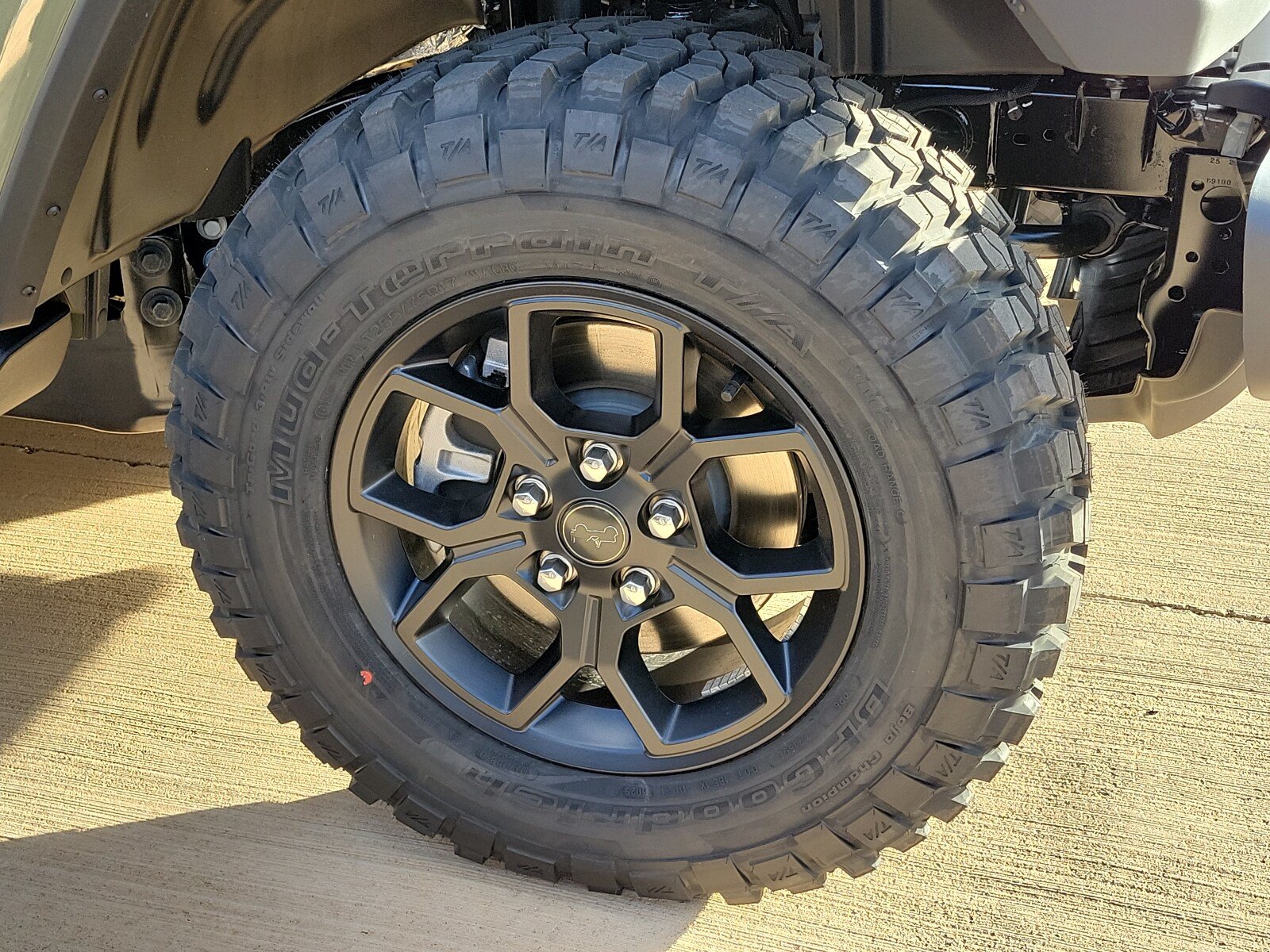 New 2026 Jeep Gladiator Sport AWD/4WD image 9