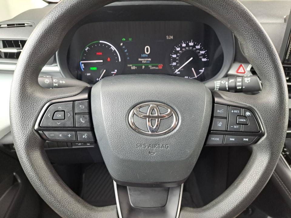 Used 2025 Toyota Sienna LE AWD/4WD image 29
