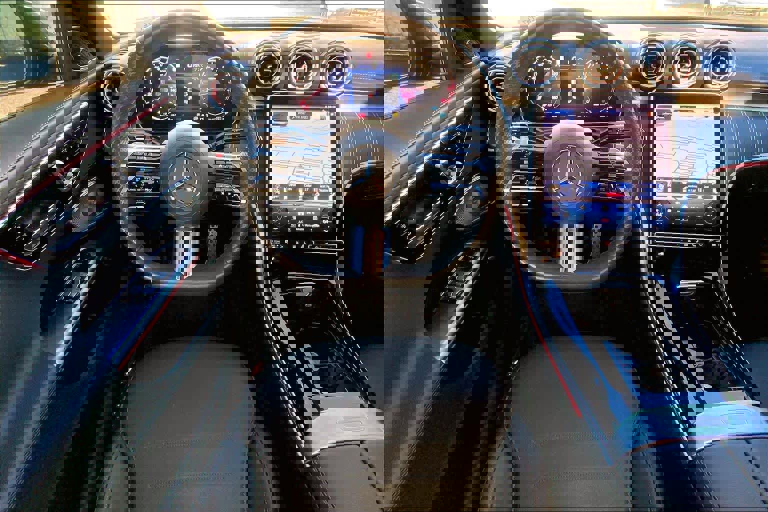 Used 2023 Mercedes-Benz C 300 Sedan image 5