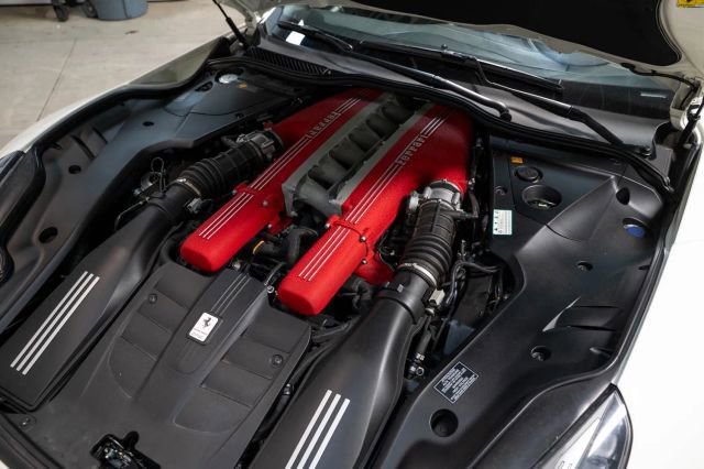 Used 2016 Ferrari F12 Berlinetta RWD image 15