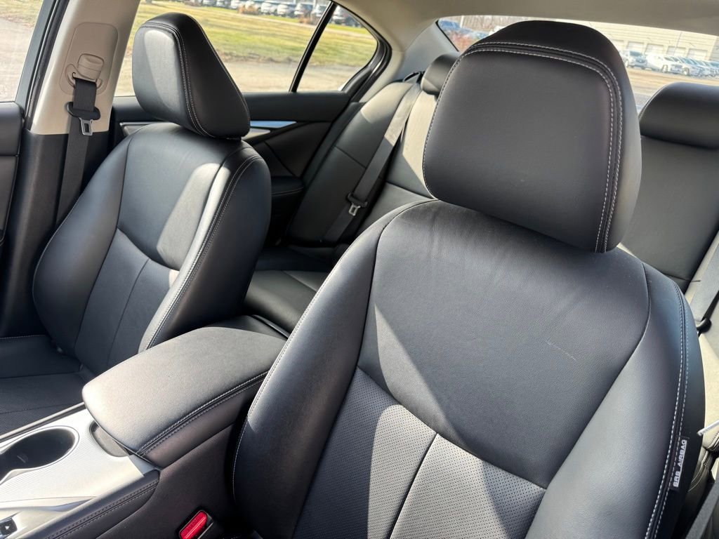 Used 2023 INFINITI Q50 Luxe w/ Cargo Package image 16