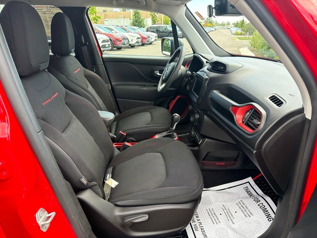 Used 2020 Jeep Renegade Trailhawk AWD/4WD image 10