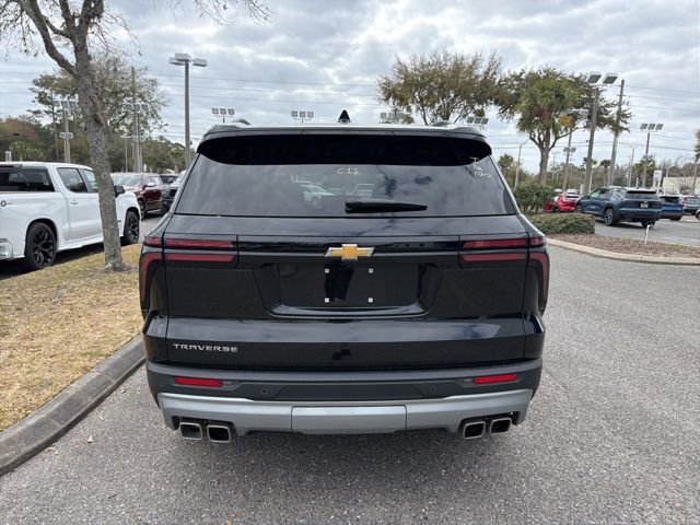 Certified 2025 Chevrolet Traverse LT image 4