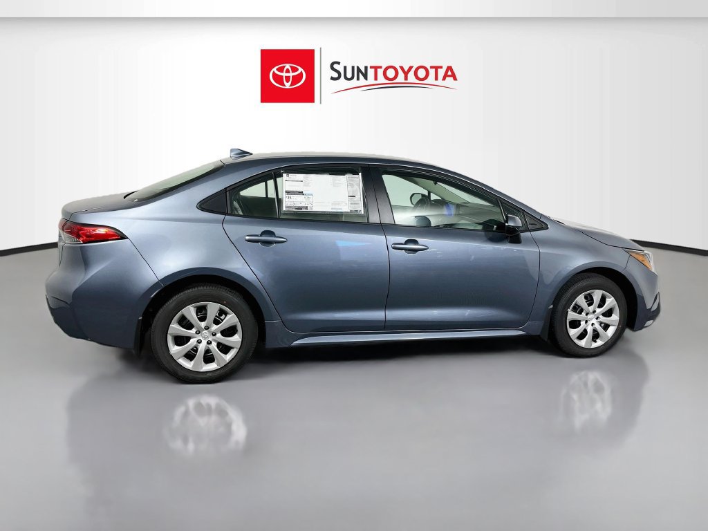 New 2027 Toyota Corolla LE FWD image 2