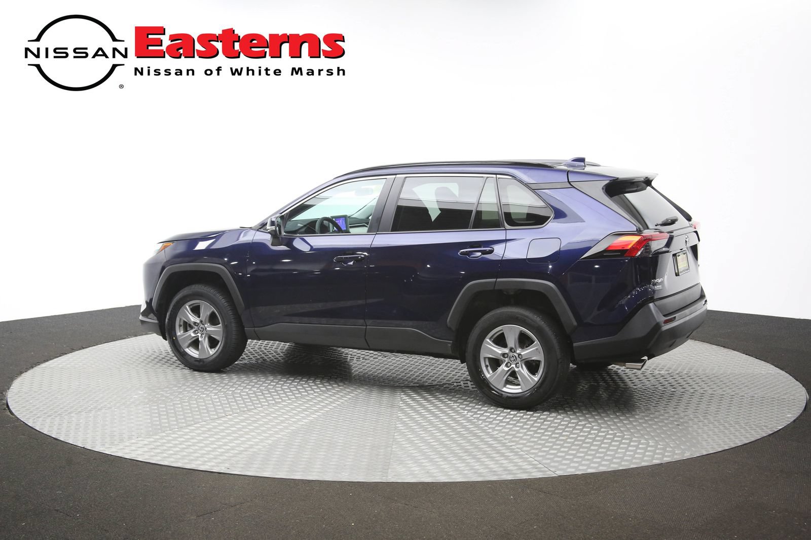Used 2024 Toyota RAV4 XLE FWD image 60