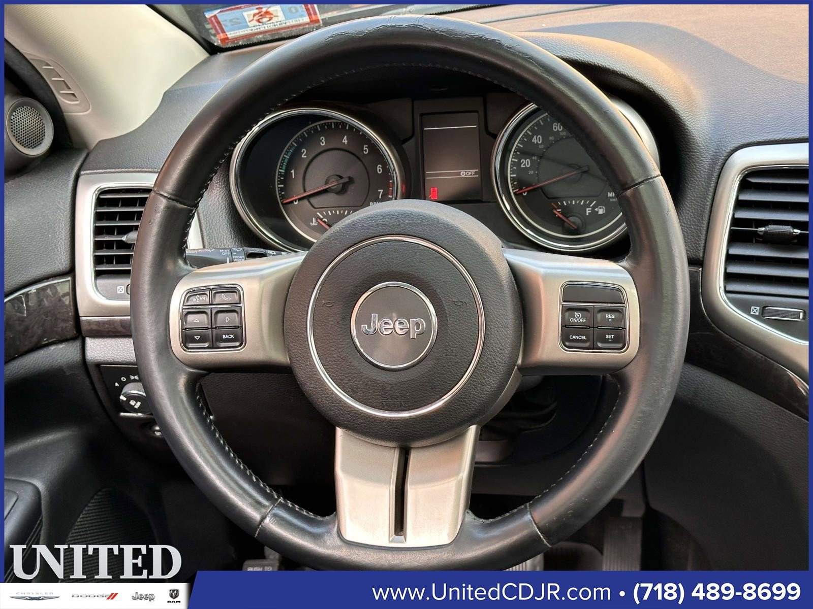 Used 2012 Jeep Grand Cherokee Altitude image 17