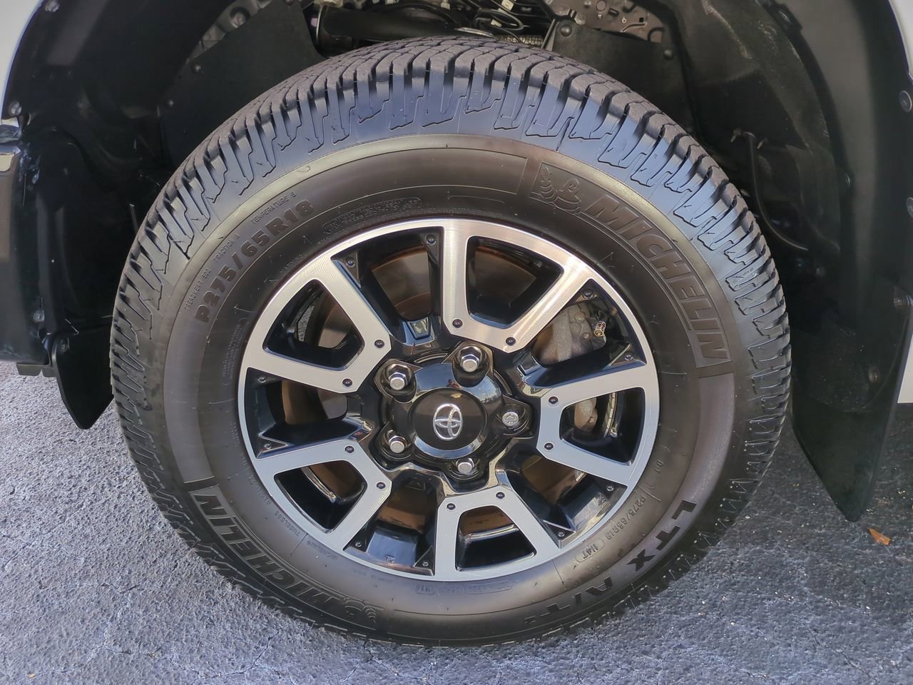 Used 2021 Toyota Tundra Limited image 11