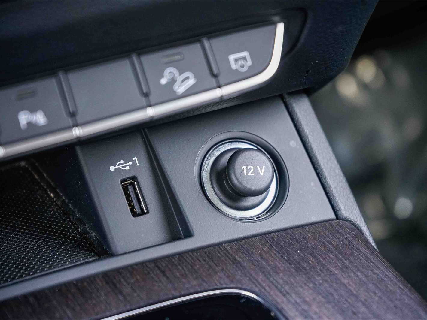 Used 2023 Audi Q5 2.0T Premium w/ Convenience Package image 22