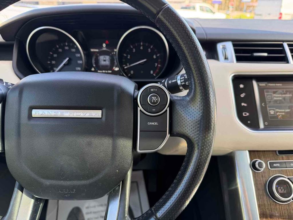 Used 2016 Land Rover Range Rover Sport HSE image 23