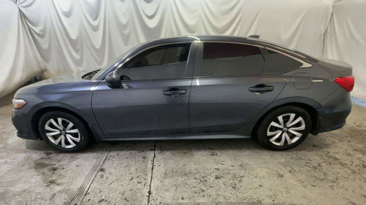 Used 2023 Honda Civic LX image 5