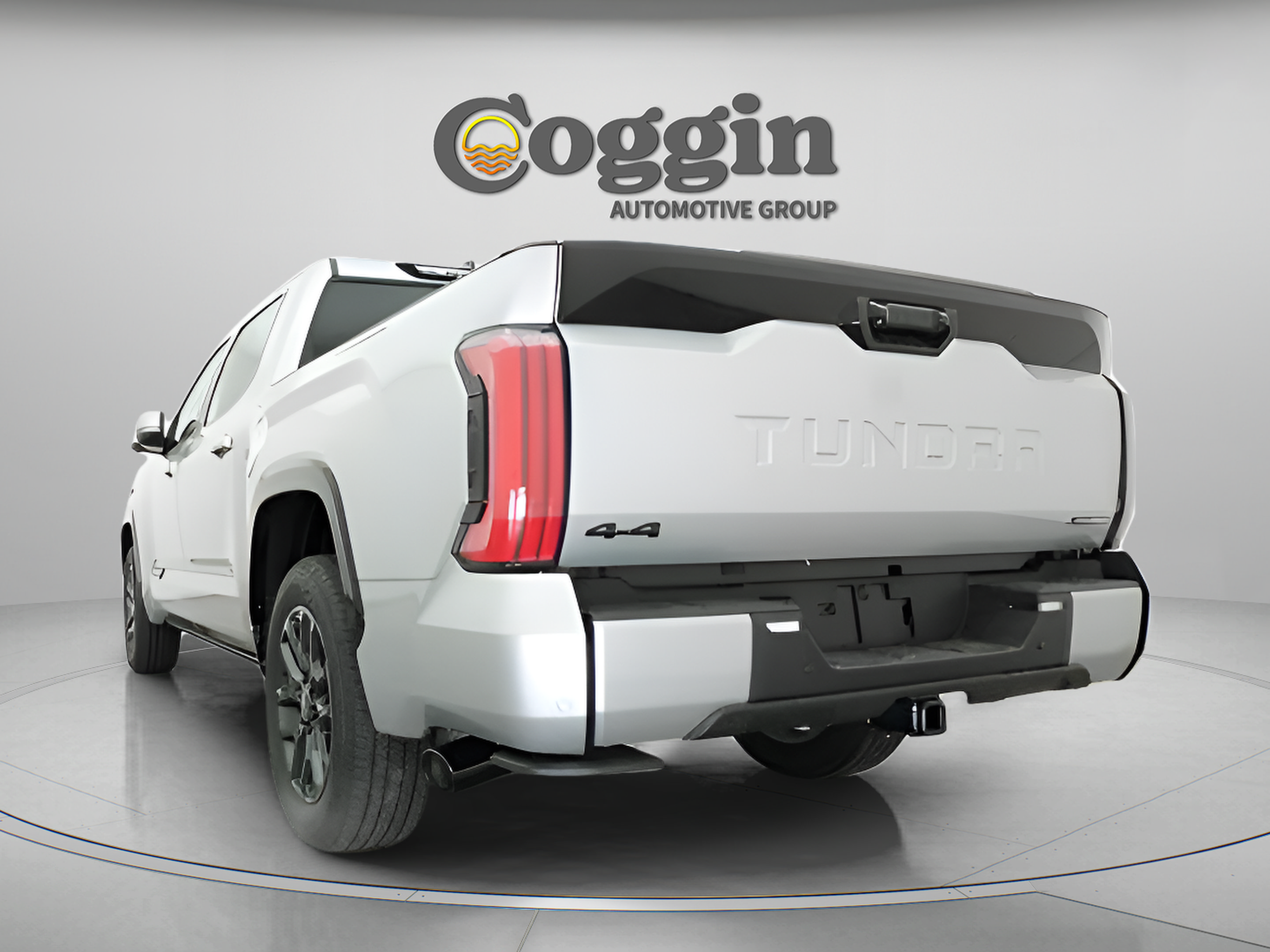 Used 2025 Toyota Tundra Platinum AWD/4WD image 12