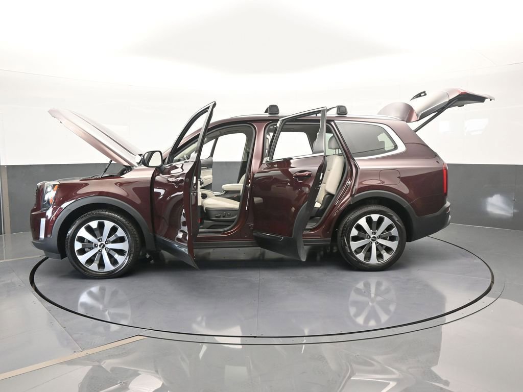 Used 2022 Kia Telluride EX w/ EX Premium Package image 80