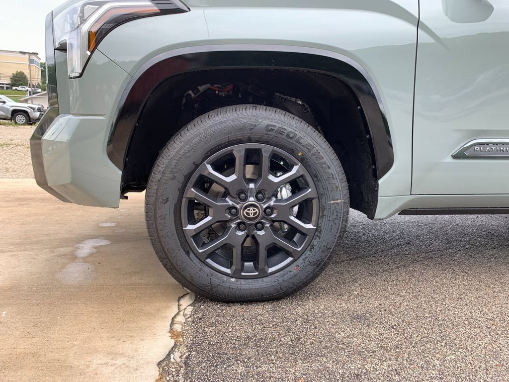 New 2026 Toyota Tundra Platinum AWD/4WD image 32