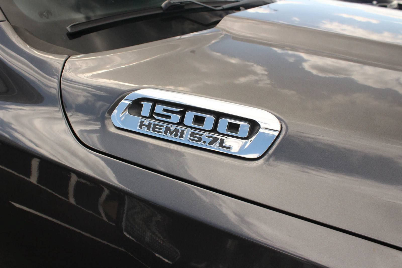 Used 2019 RAM 1500 Limited AWD/4WD image 11