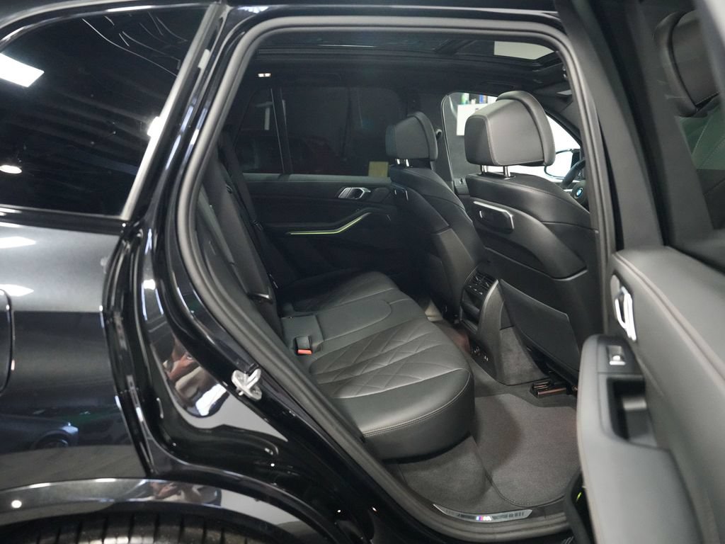 Used 2025 BMW X5 M60i w/ Parking Assistance Package AWD/4WD image 36