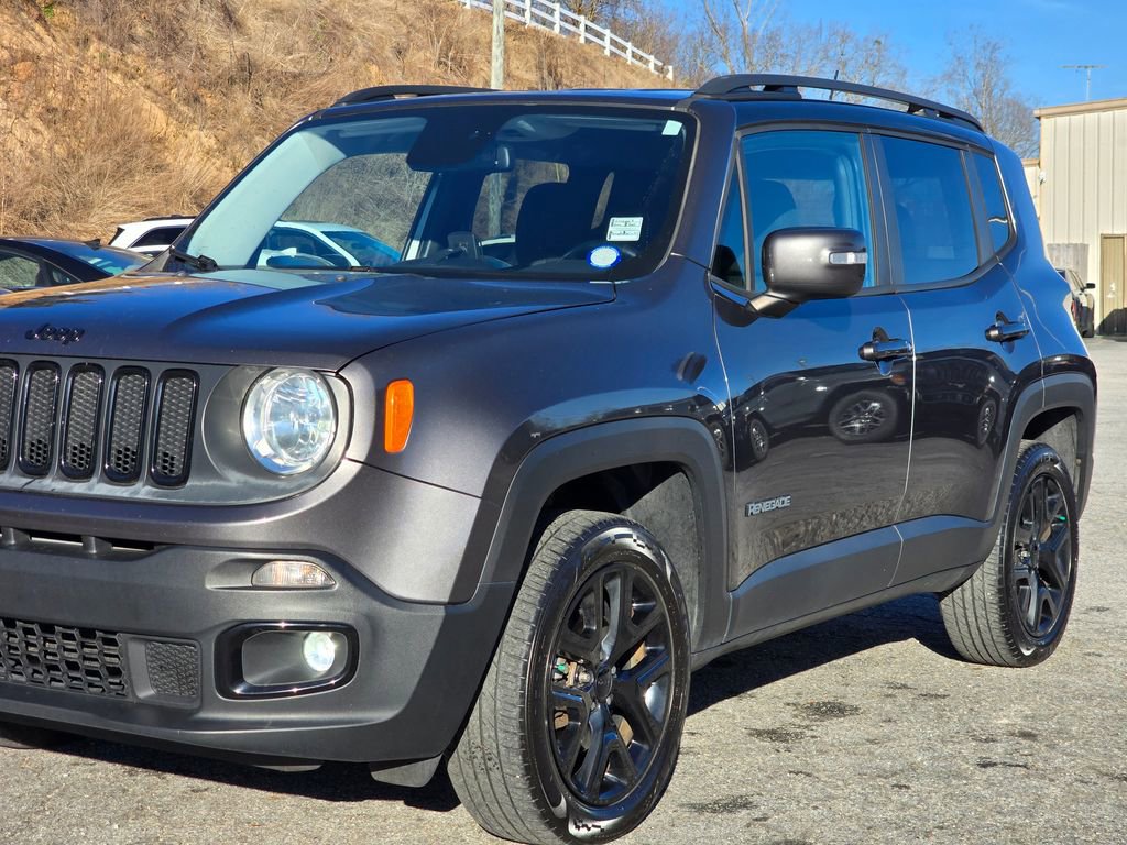 Used 2016 Jeep Renegade Latitude image 54