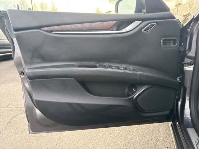Used 2015 Maserati Ghibli Base image 15